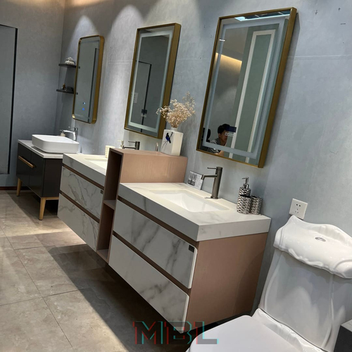 Bathroom cupboard 1800