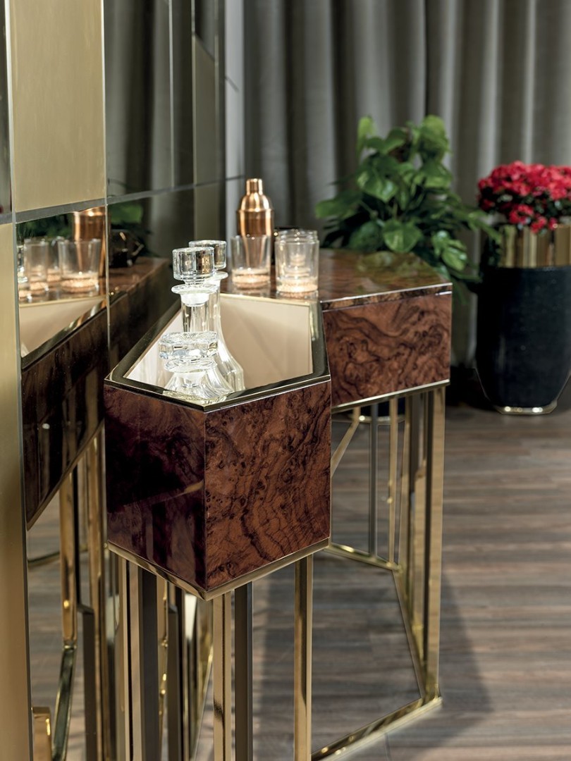 Console Longhi Ginza Evo в интерьере