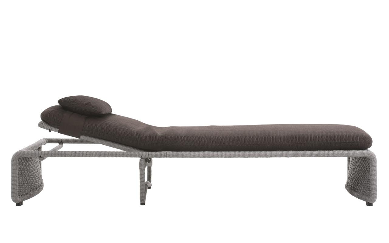 Sunbed Minotti Halley в интерьере