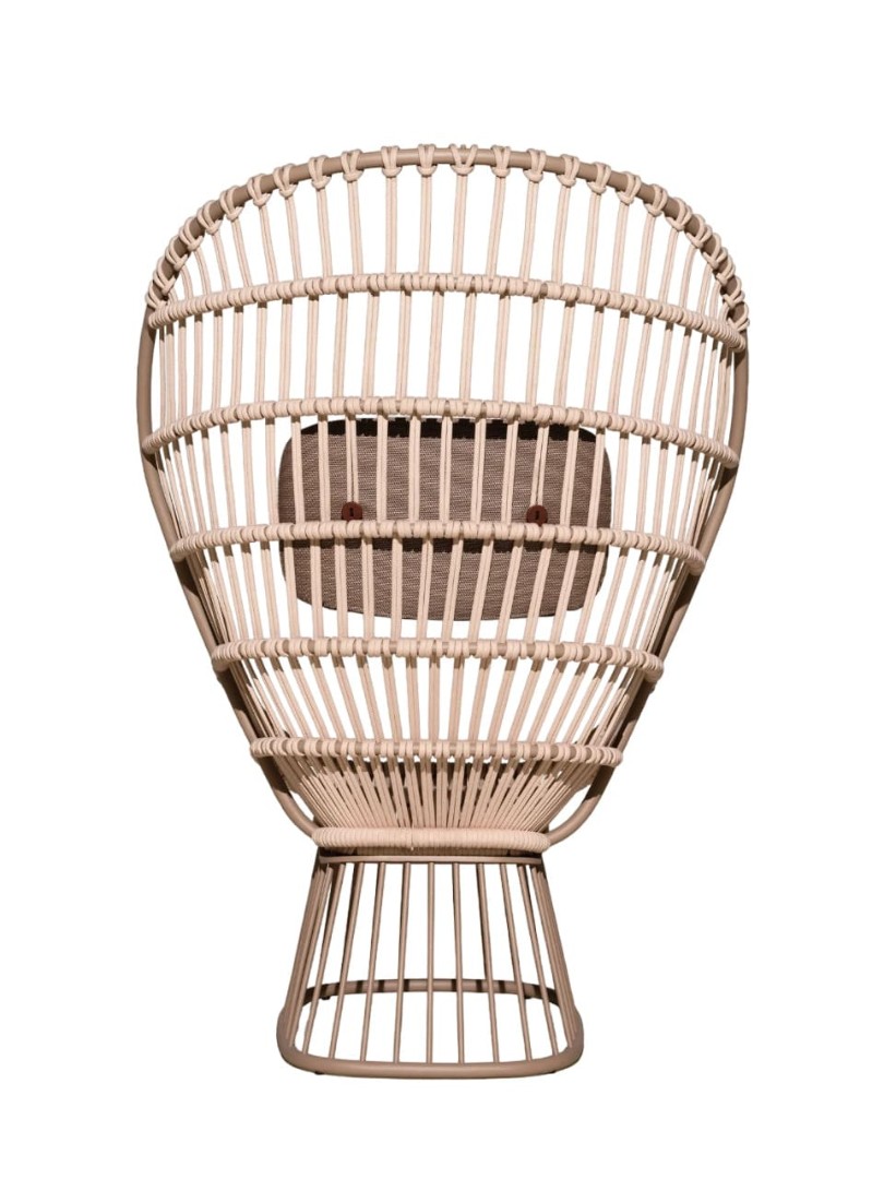 Outdoor armchair KETTAL Cala в интерьере