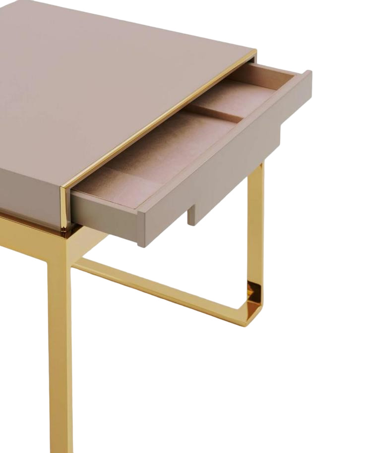 Fendi Aura bedside cabinet в интерьере