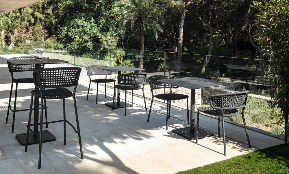 Outdoor bar stool Talenti Moon Alu в интерьере