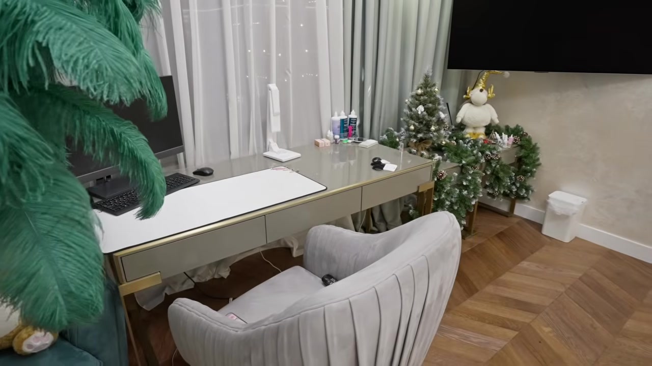 Overall view of the furnishing