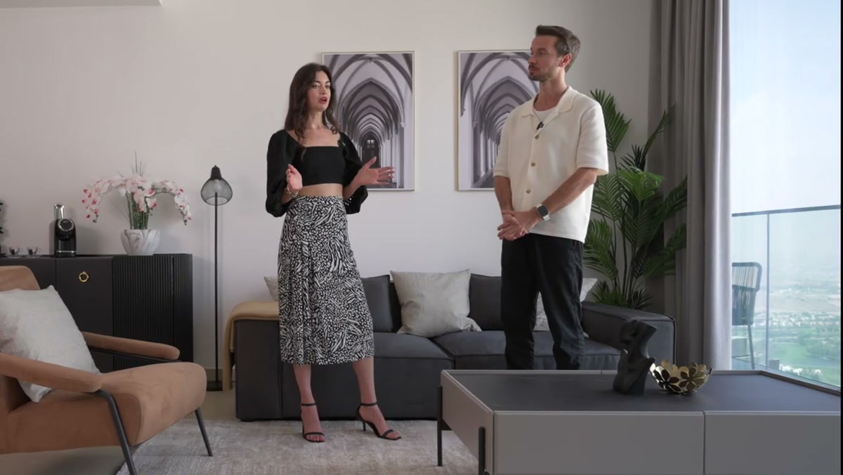 Overall view of the Dubai apartment with rental furniture from China