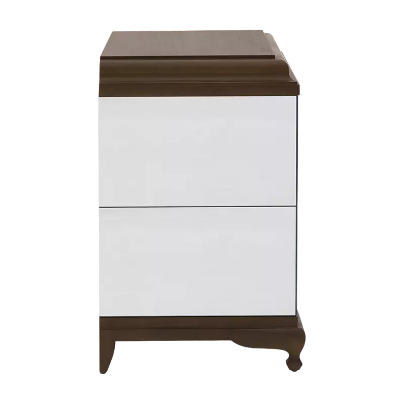 Christopher Guy Petit No 5 bedside cabinet в интерьере