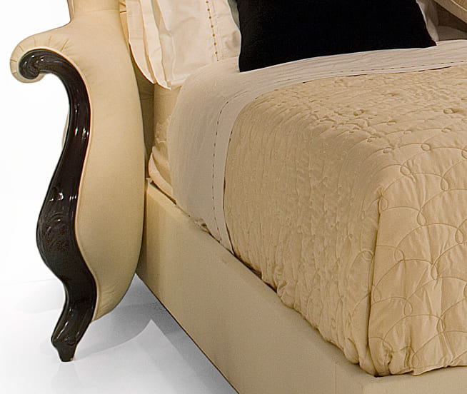 Christopher Guy Fortuny Bed в интерьере