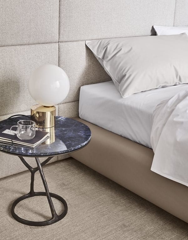 Poliform Ilda Corner Table в интерьере