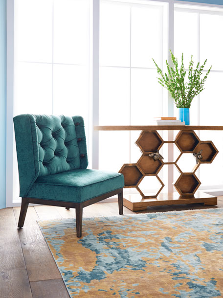 Console John Richard Bee в интерьере