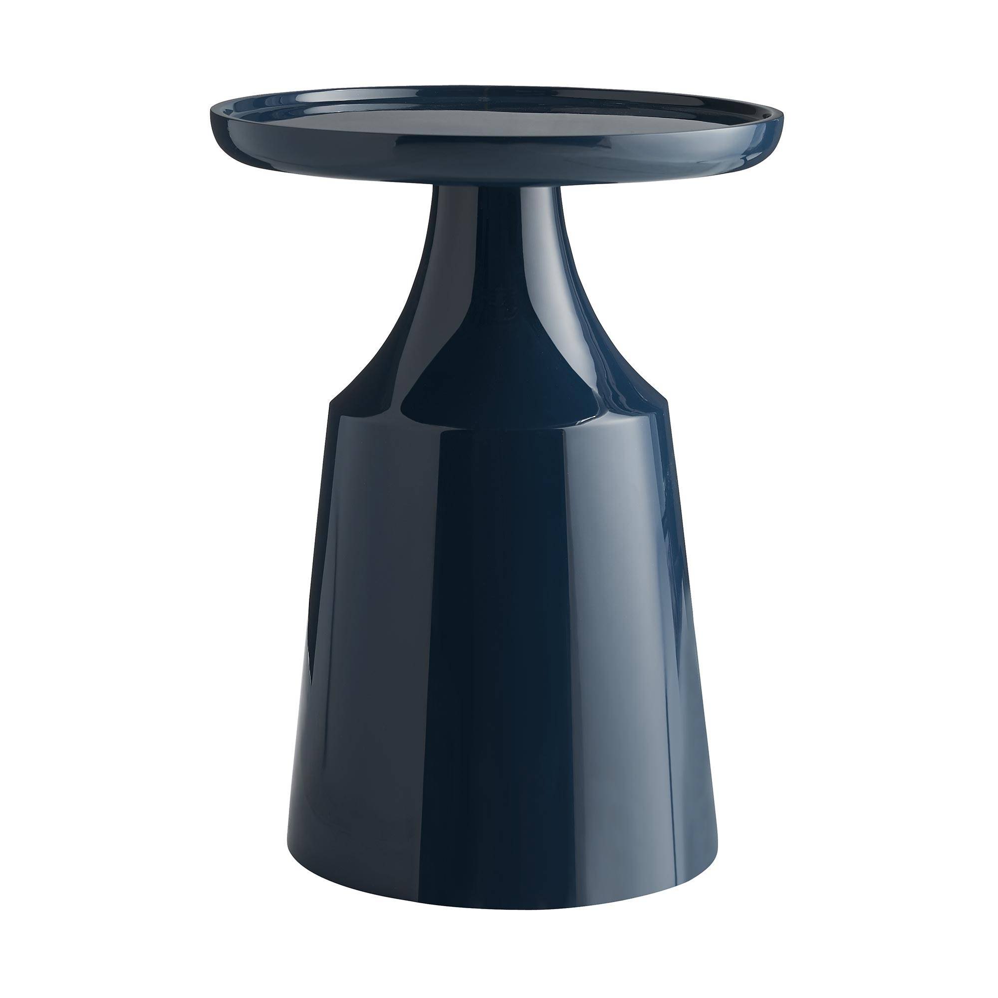 Corner table Arteriors Home Turin в интерьере