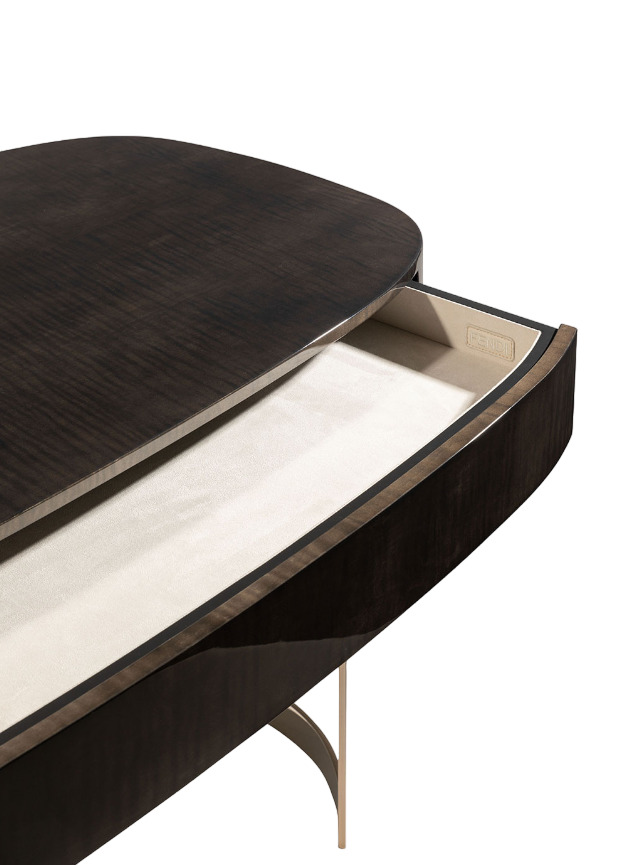 Fendi Moonlight Dressing Table в интерьере