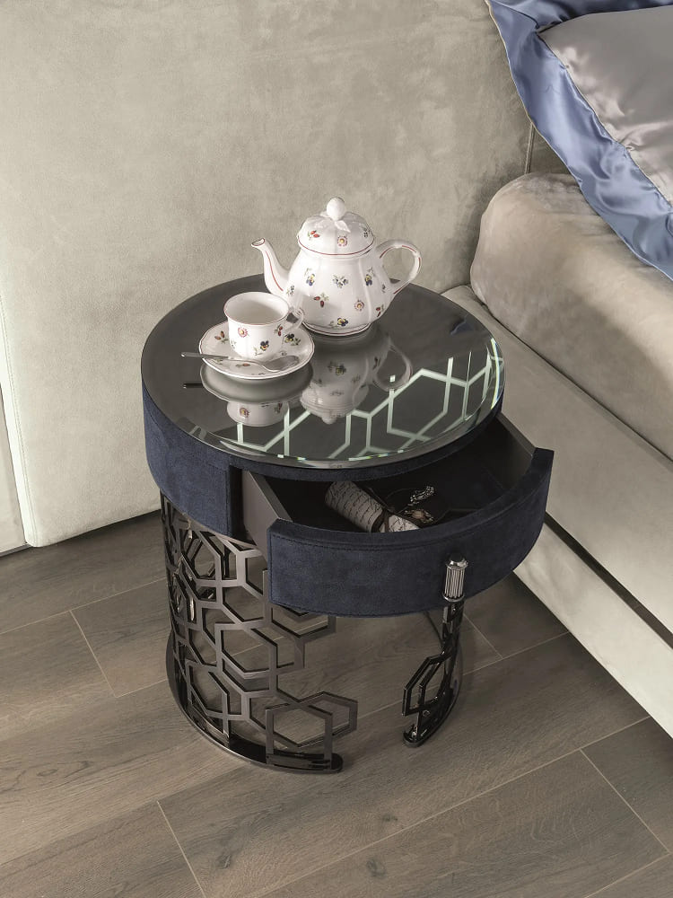 Longhi Lucy bedside cabinet в интерьере
