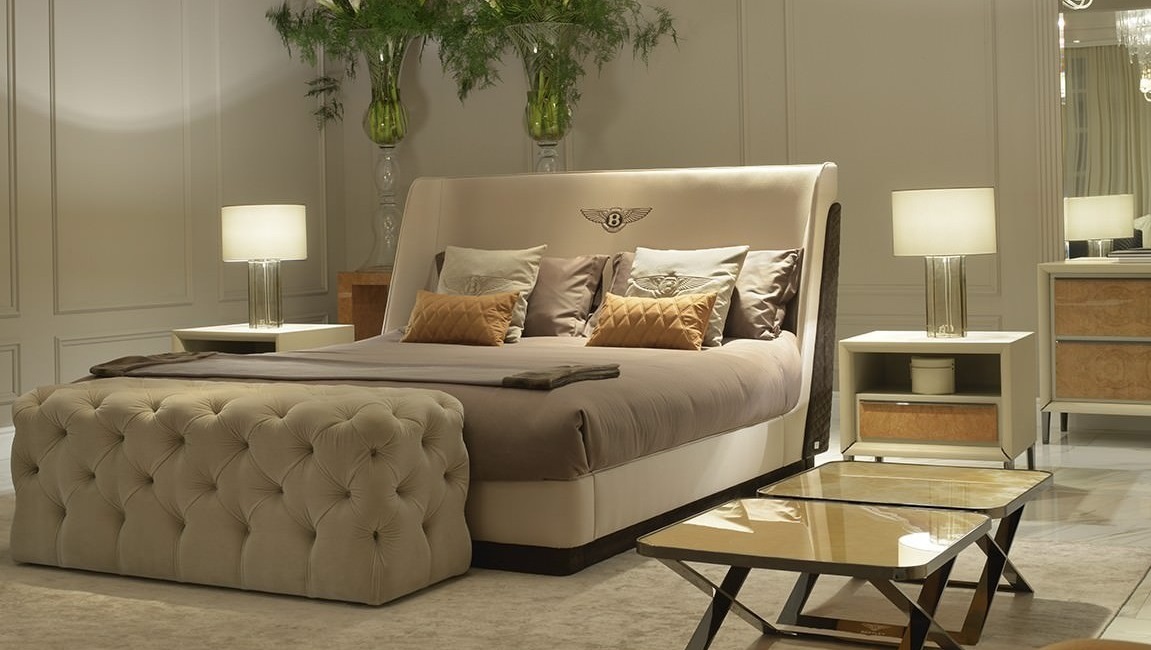 Bentley Stafford Bedside Cabinet в интерьере