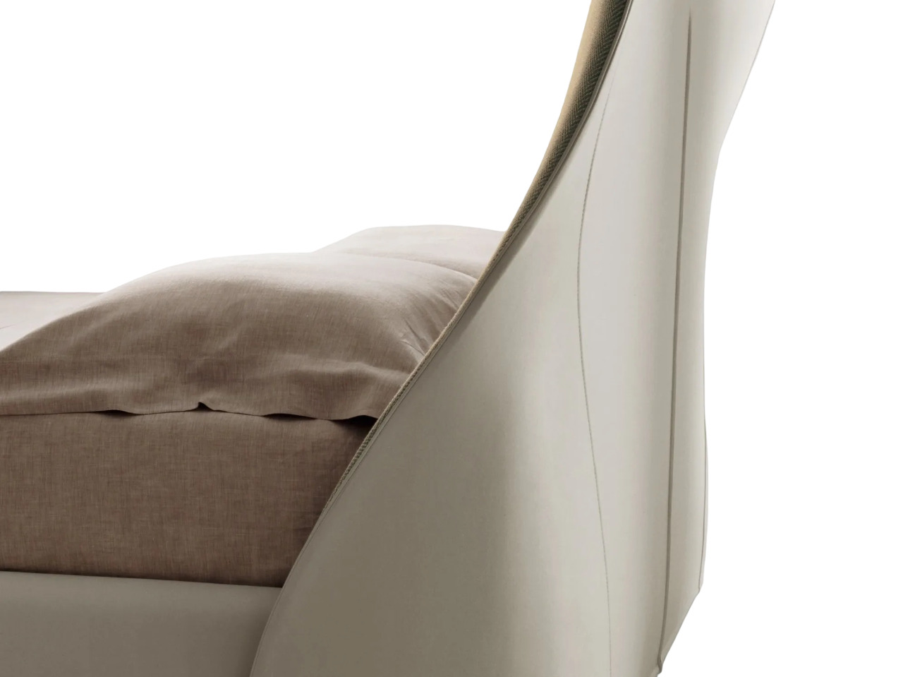Giorgetti Altea Bed в интерьере