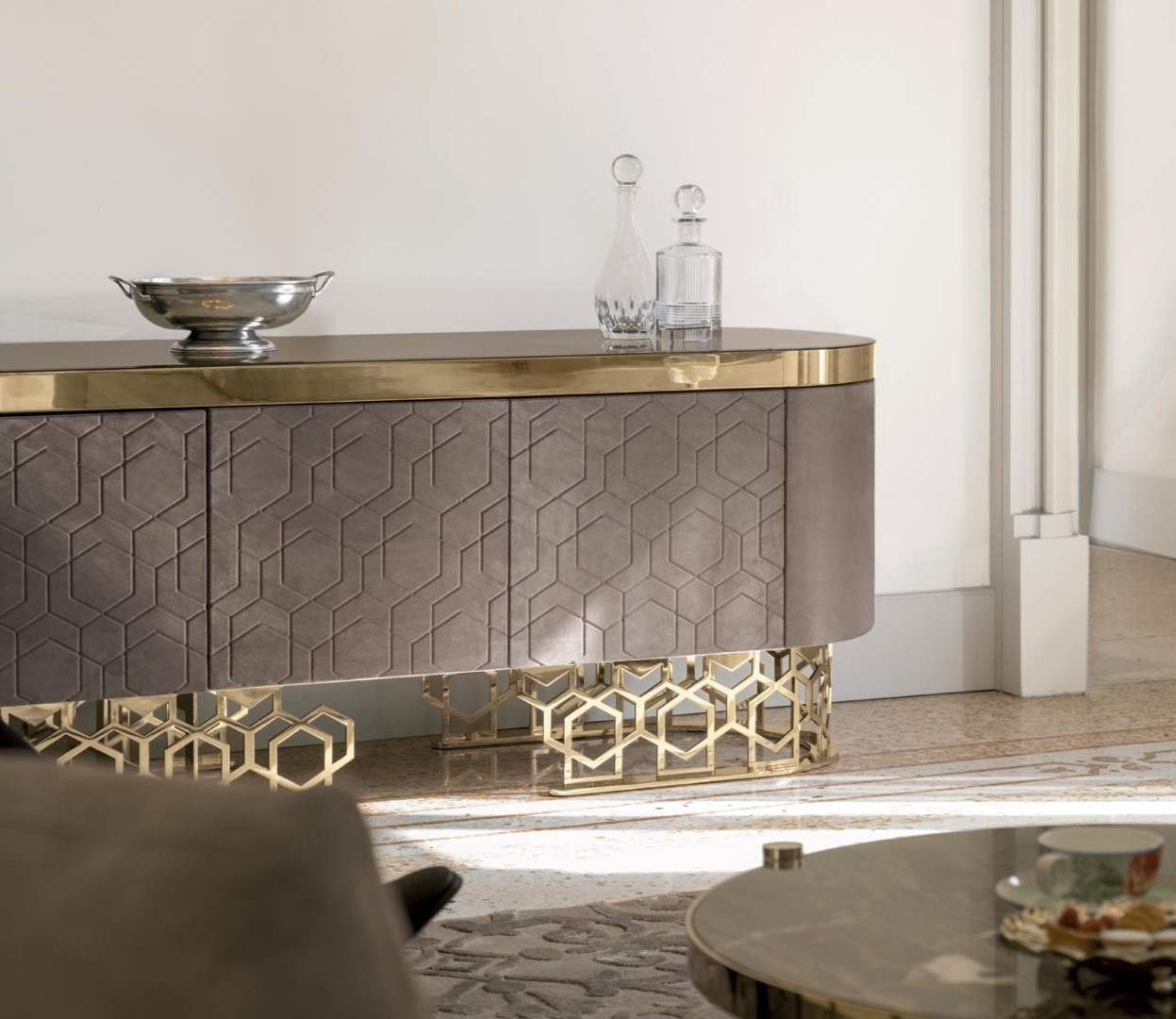 Longhi Vicky sideboard в интерьере