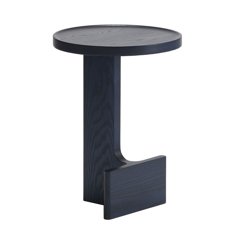 Corner table ARIAKE Beam в интерьере