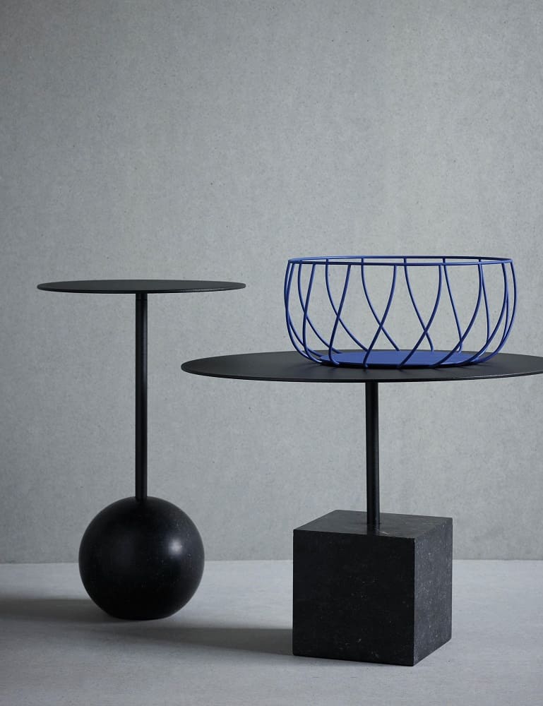 Friends and founders Knockout round base corner table в интерьере