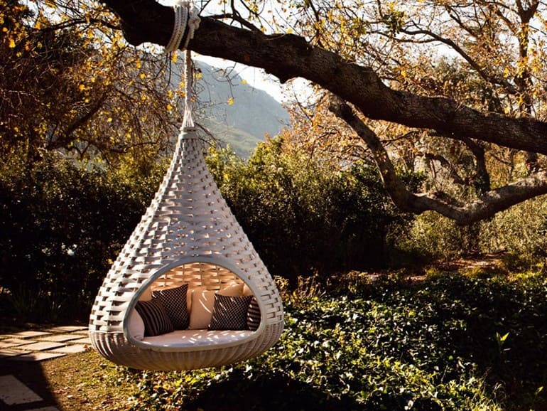 Outdoor sofa Dedon Nestrest в интерьере