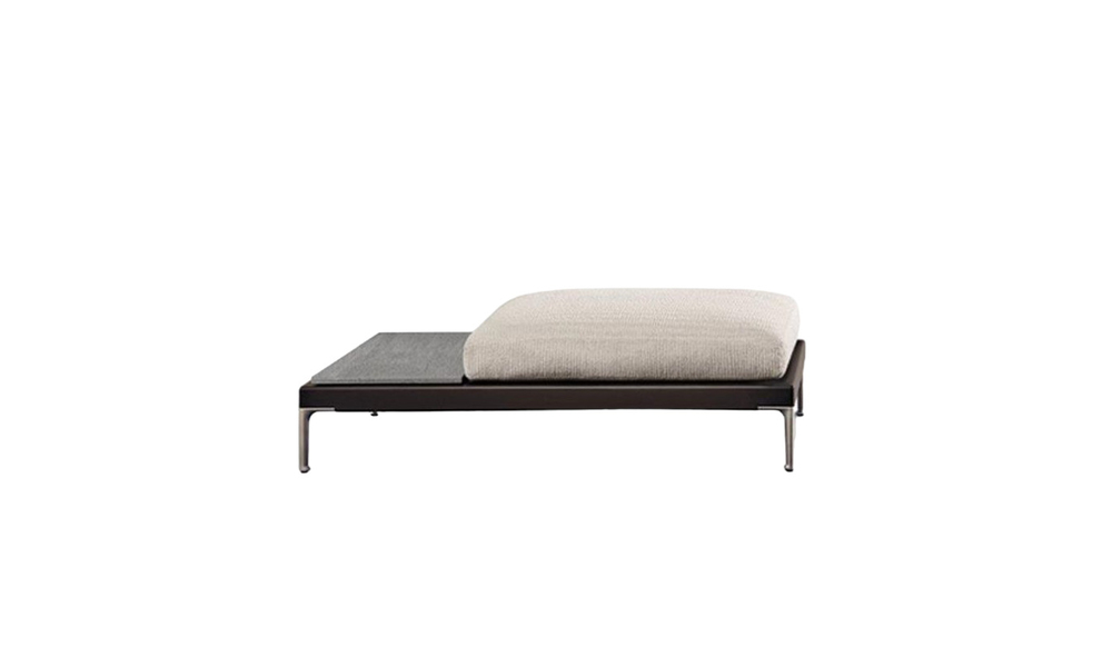 Minotti Quadrado Outdoor Banquette