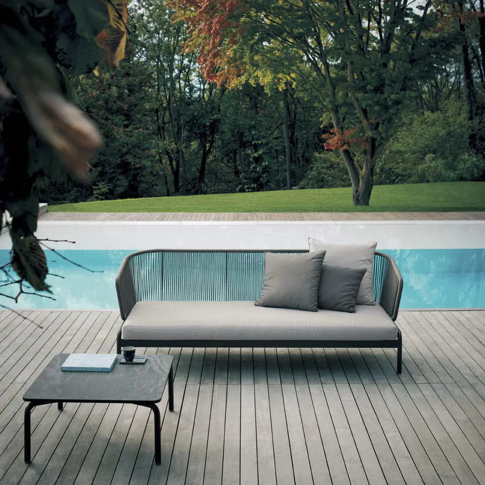 Outdoor coffee table RODA Spool в интерьере