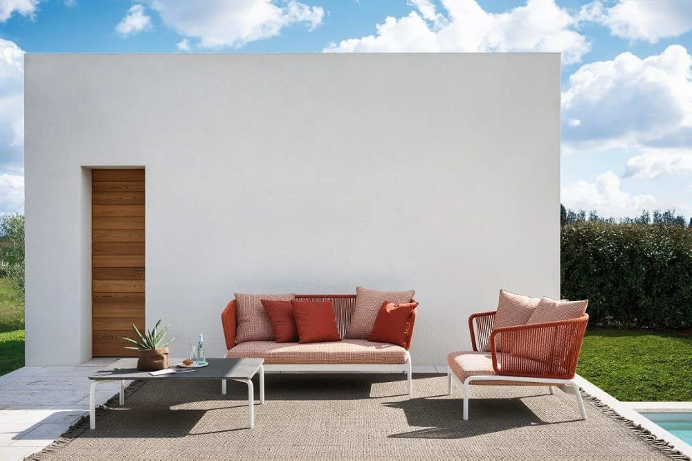Outdoor armchair RODA Spool в интерьере
