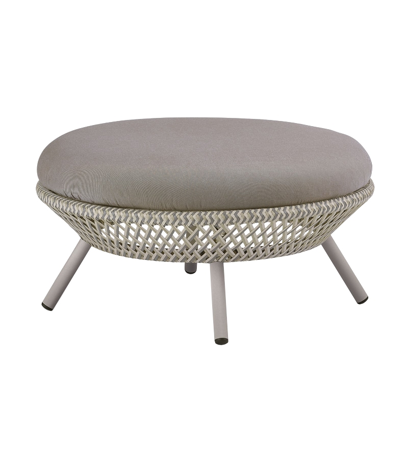 Outdoor pouf Dedon Ahnda в интерьере