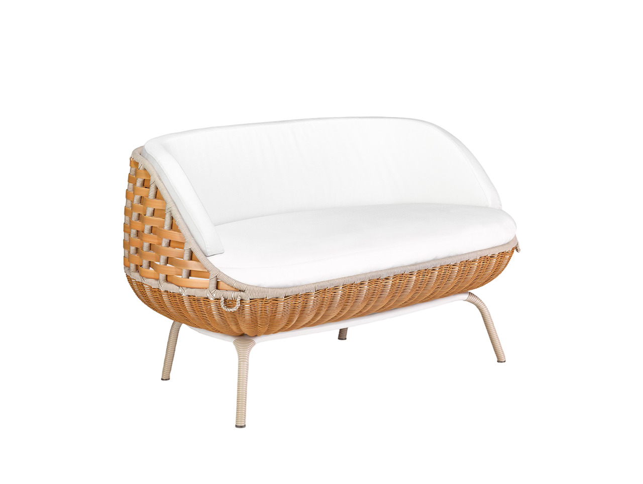 Outdoor sofa Dedon Swingrest в интерьере