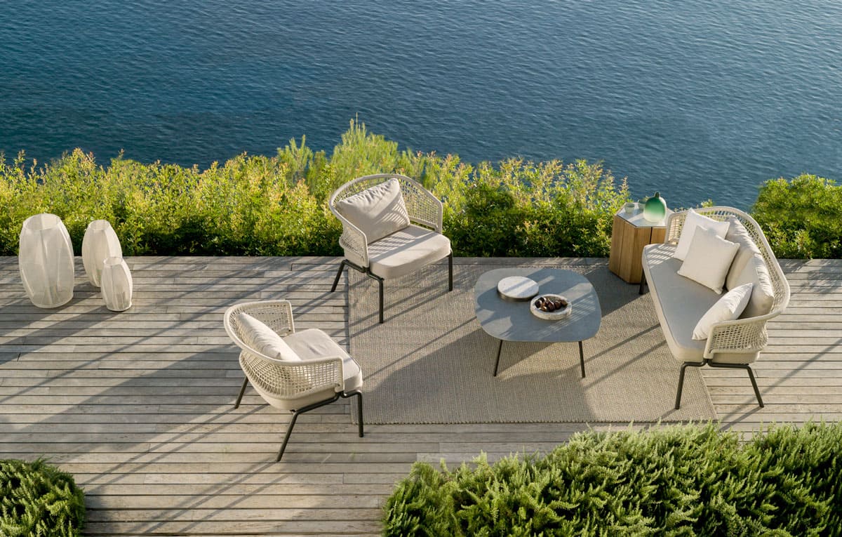 Outdoor sofa Tribu Contour в интерьере
