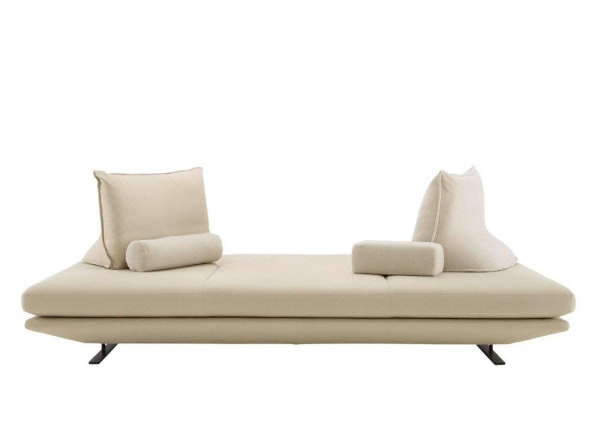 Sofa Ligne Roset Prado в интерьере