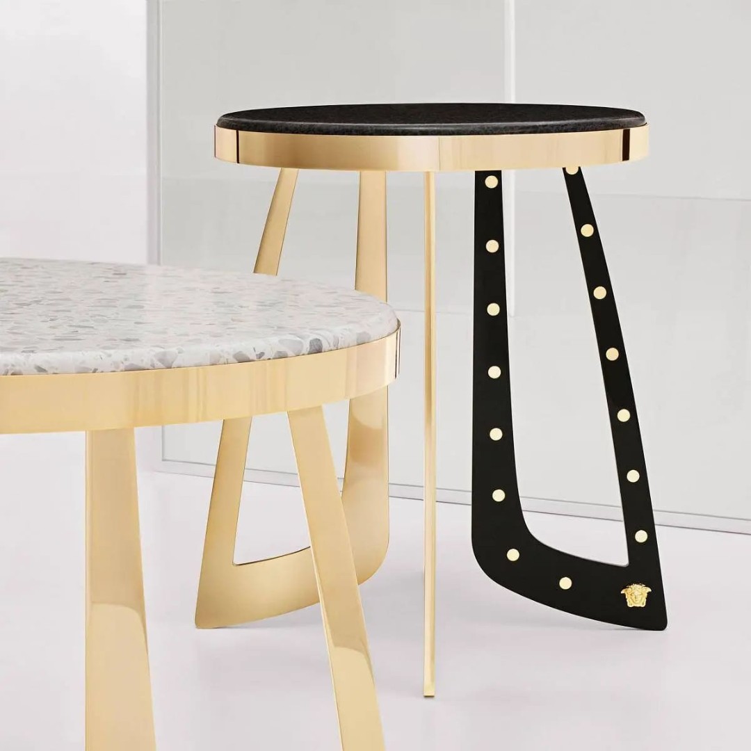 Corner Table Versace VT1 Tryptique в интерьере