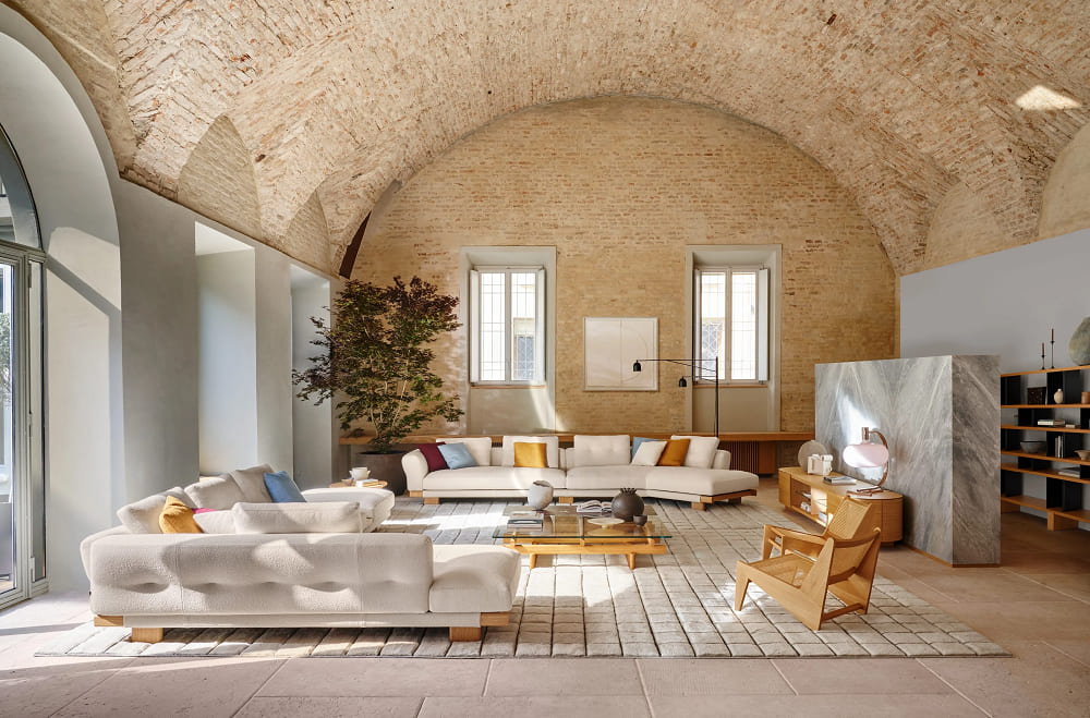 Cassina Kangaroo Armchair в интерьере
