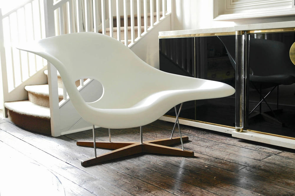 Armchair VITRA La Chaise в интерьере