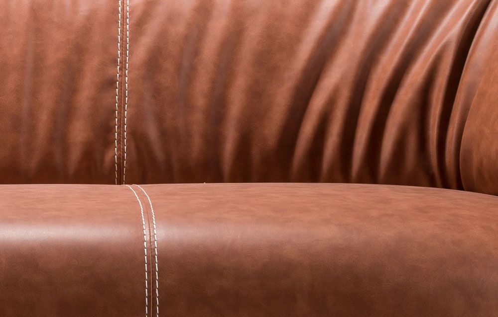 Sofa Poltrona Frau Archibald в интерьере
