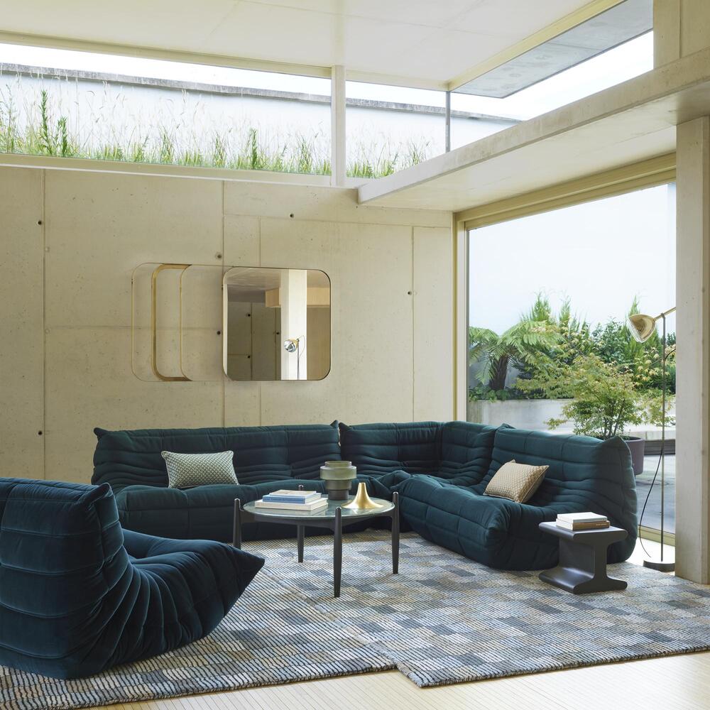 Sofa Ligne Roset Togo в интерьере
