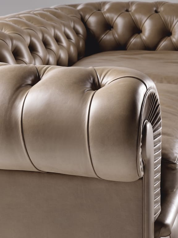 Sofa Poltrona Frau Chester One в интерьере