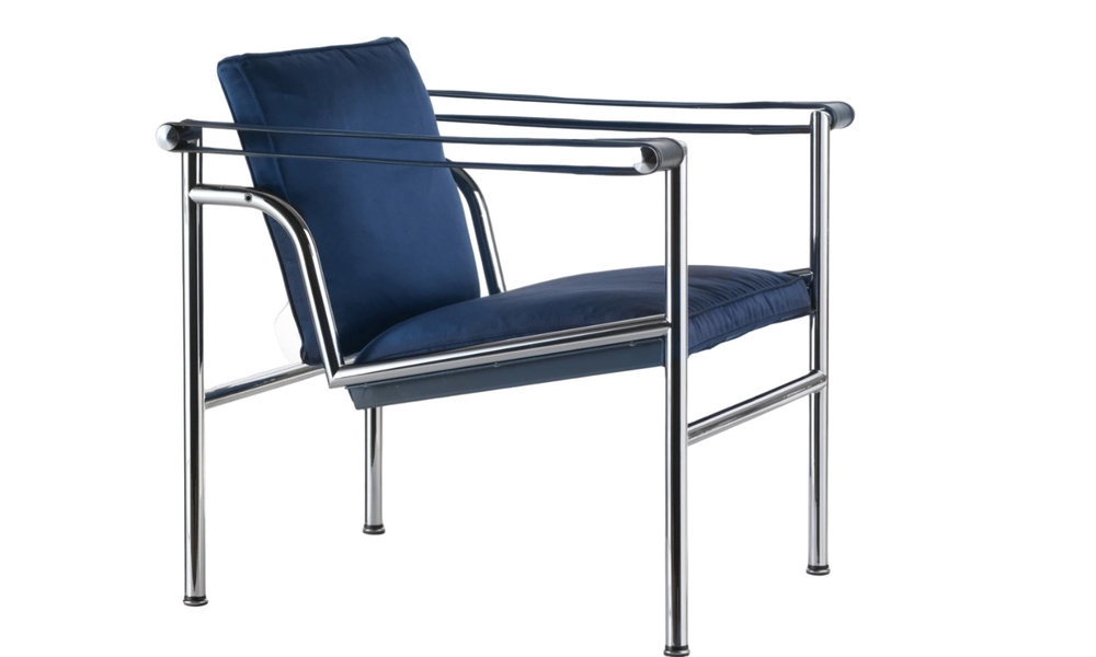 Cassina Villa Chair