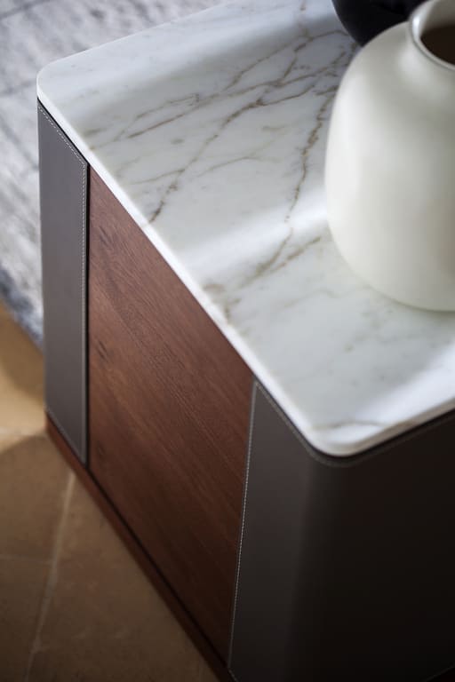 Poltrona Frau Fidelio Notte Bedside Cabinet в интерьере