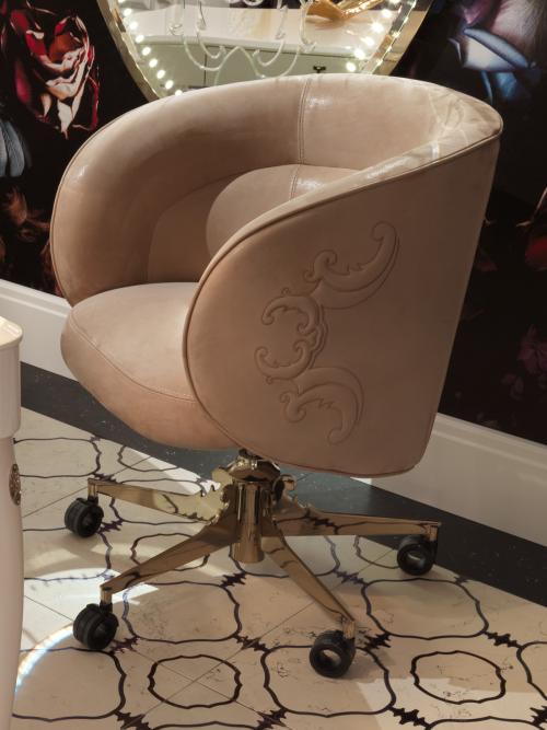 Visionnaire Mac Kenzie executive chair в интерьере