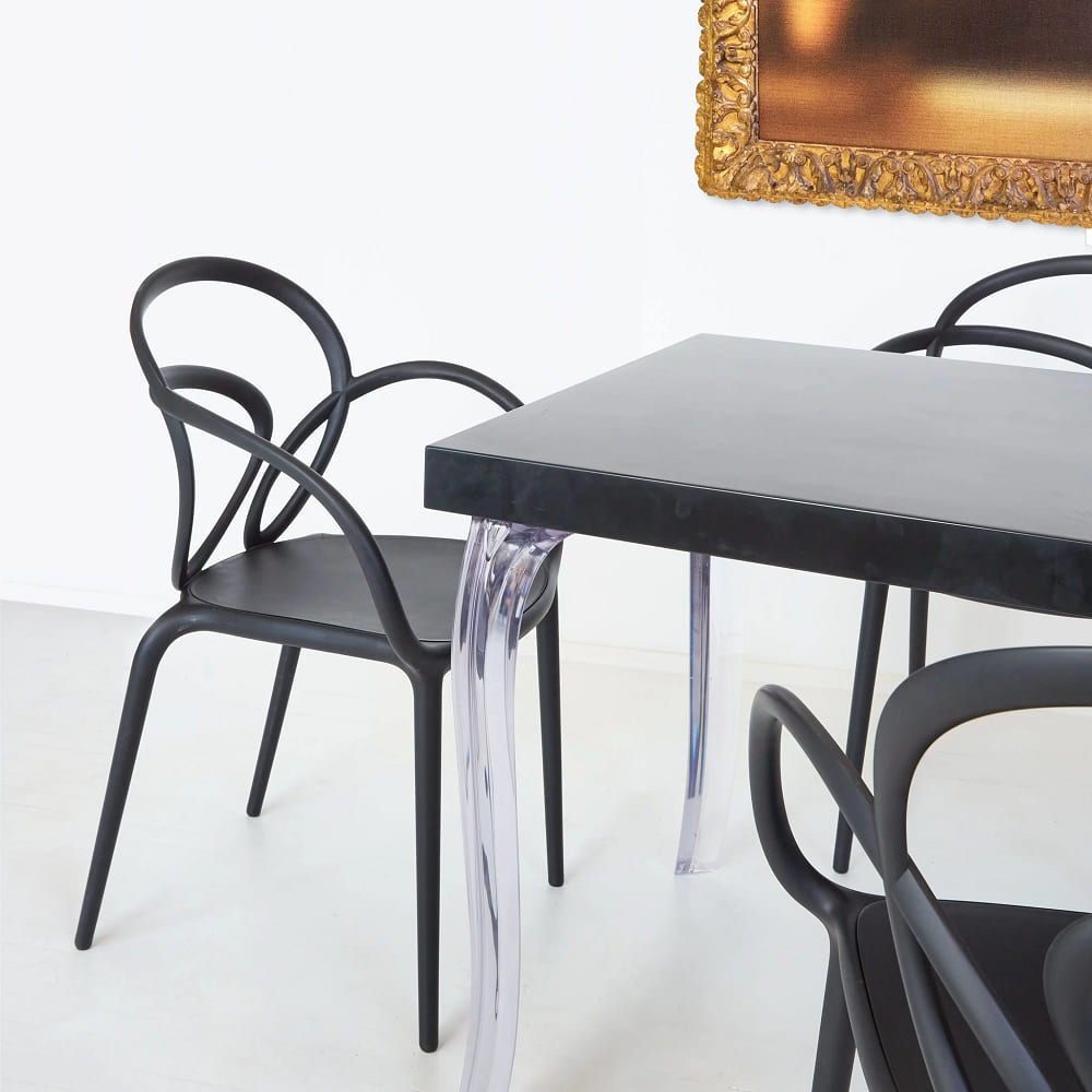Qeeboo Loop Kitchen Chair в интерьере