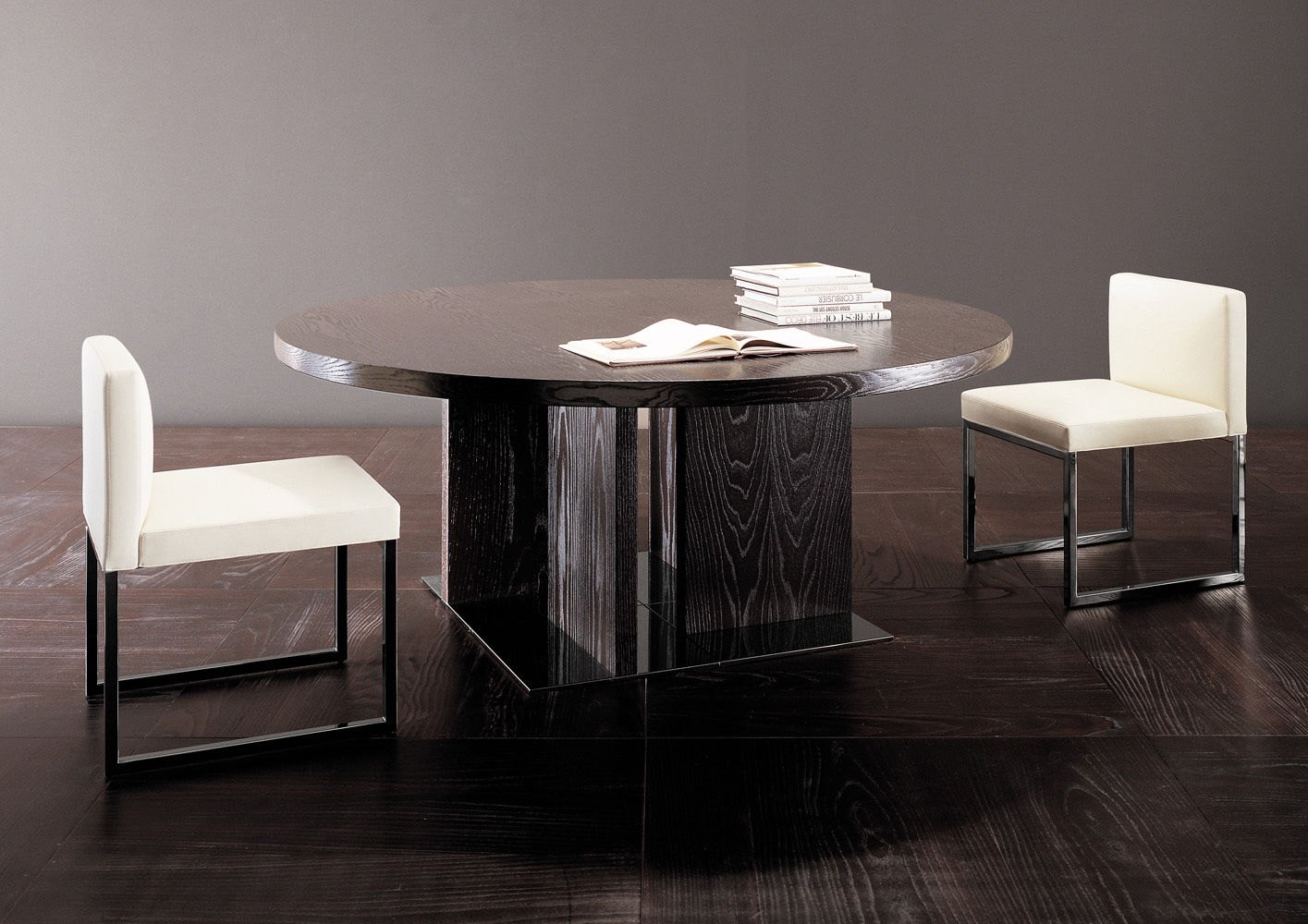Corner table Minotti Toulouse в интерьере