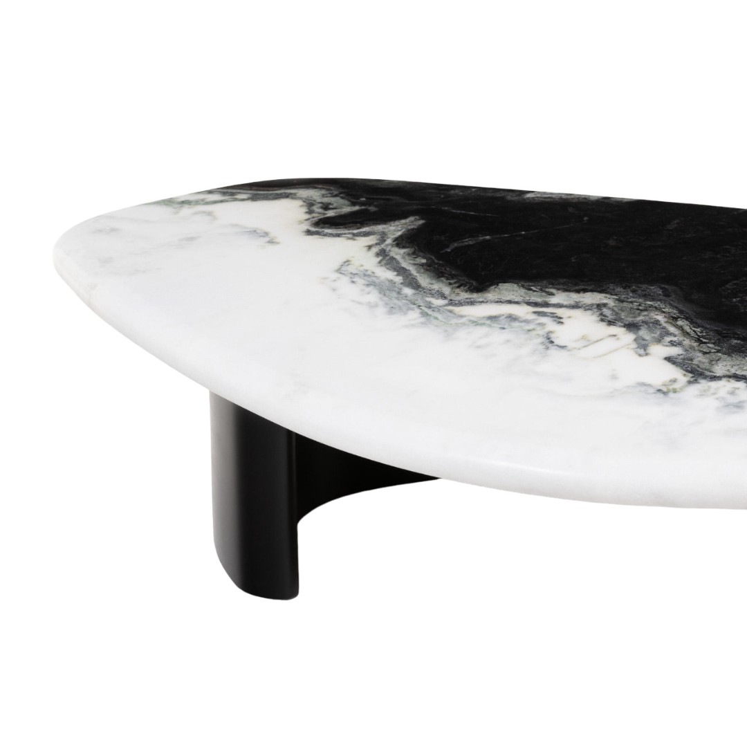 Holly Hunt Madagascar coffee table в интерьере