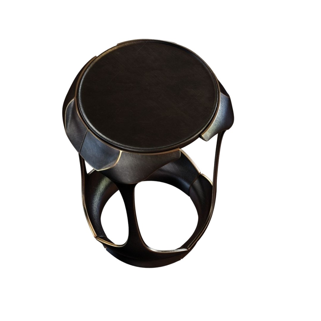Holly Hunt Forsyth Corner Table в интерьере