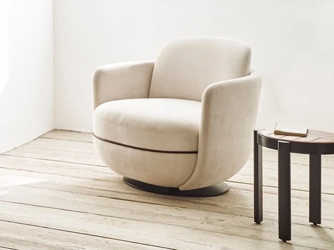 Wittmann Miles Armchair в интерьере