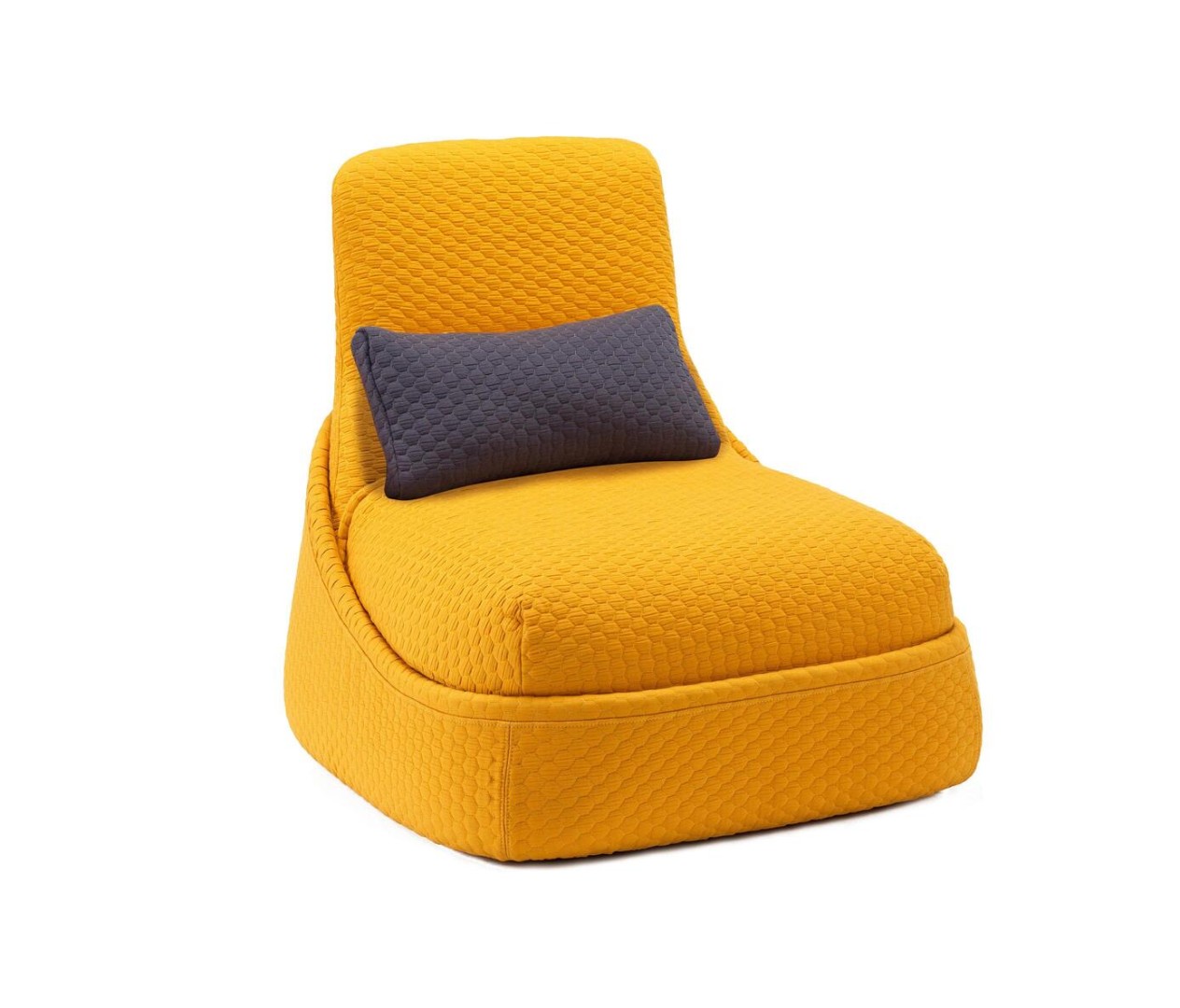 COALESSE Hosu Armchair в интерьере