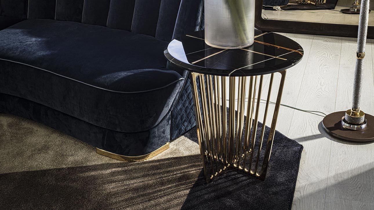 Corner Table Vittoria Frigerio Alfieri в интерьере