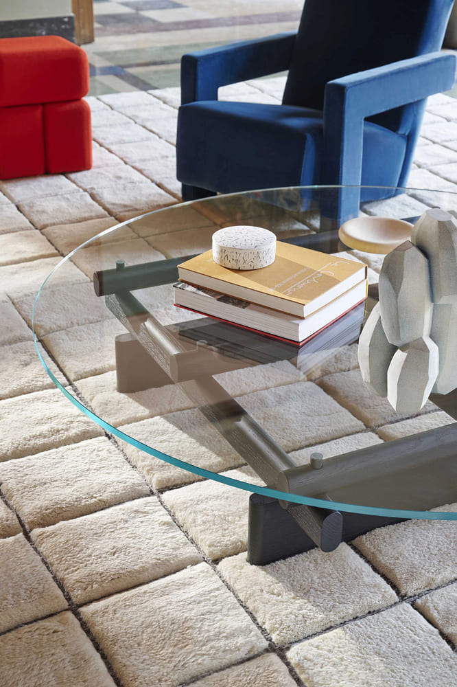 Cassina Sengu coffee table в интерьере