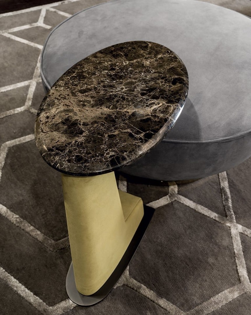 Longhi Vincent Corner Table в интерьере
