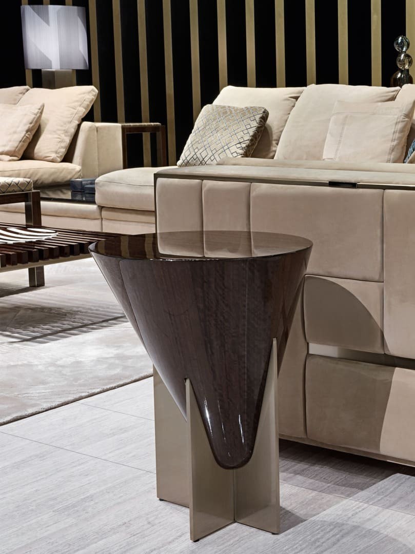 Corner table Visionnaire Minstrel в интерьере