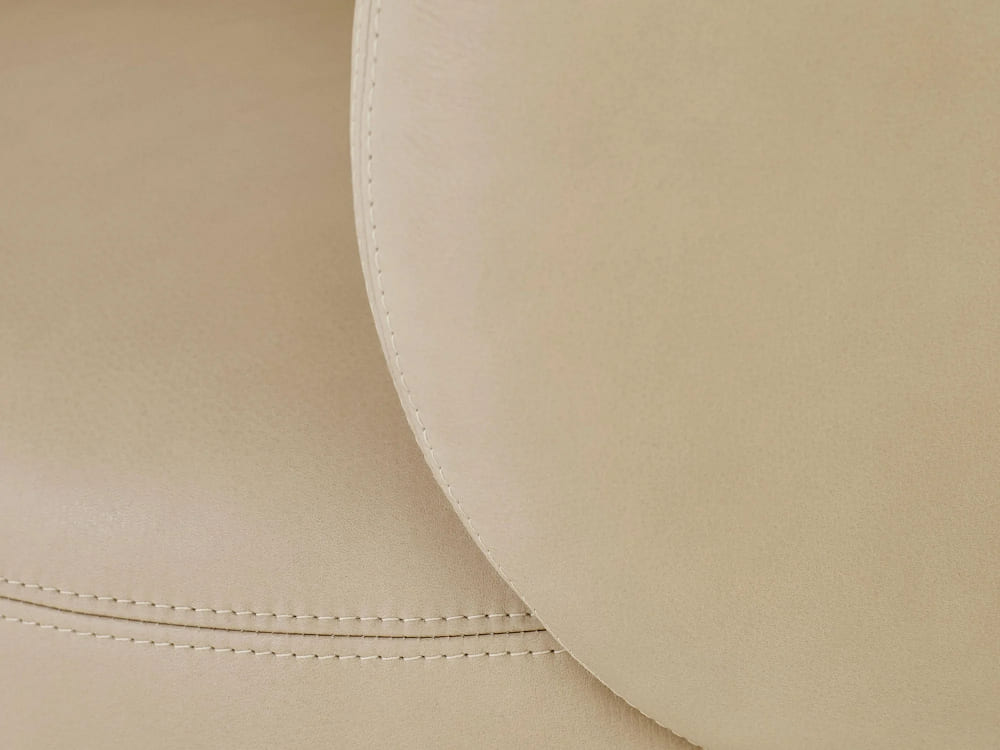 Armchair Wittmann Vuelta 72 в интерьере