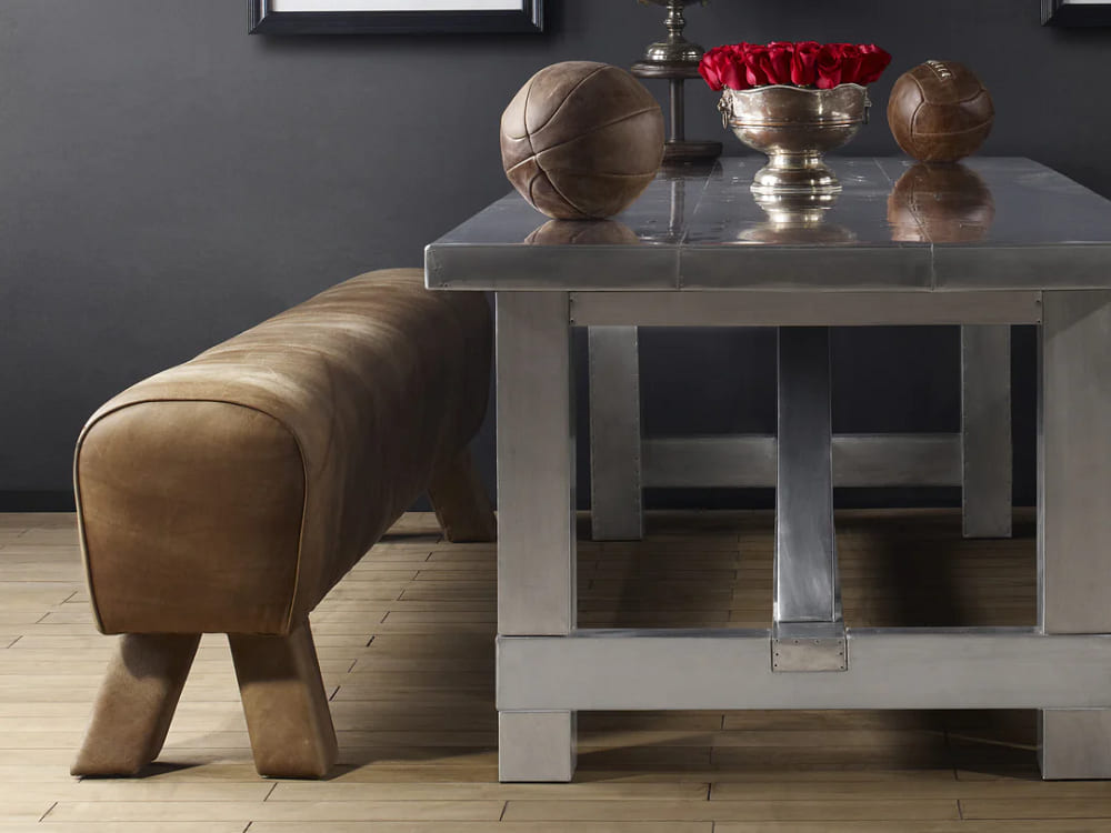 Timothy Oulton Gym Horse Banquette в интерьере