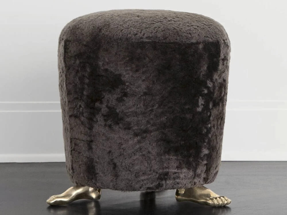 Kelly Wearstler Foot Pouffe в интерьере